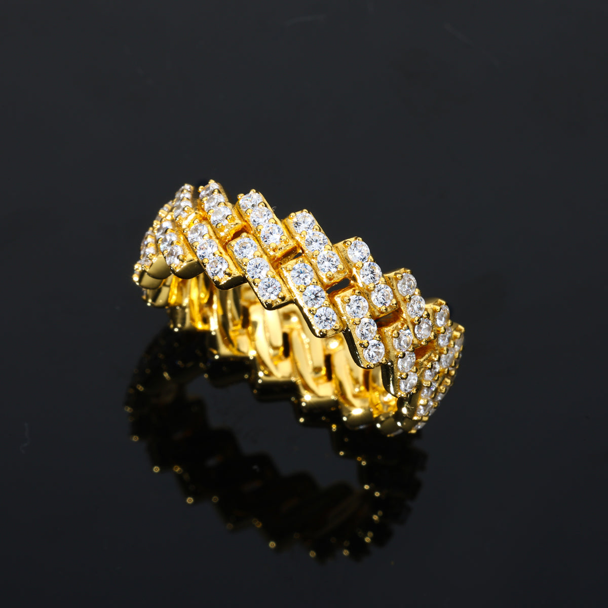 Silver-tone and gold-tone Cuban link moissanite rings