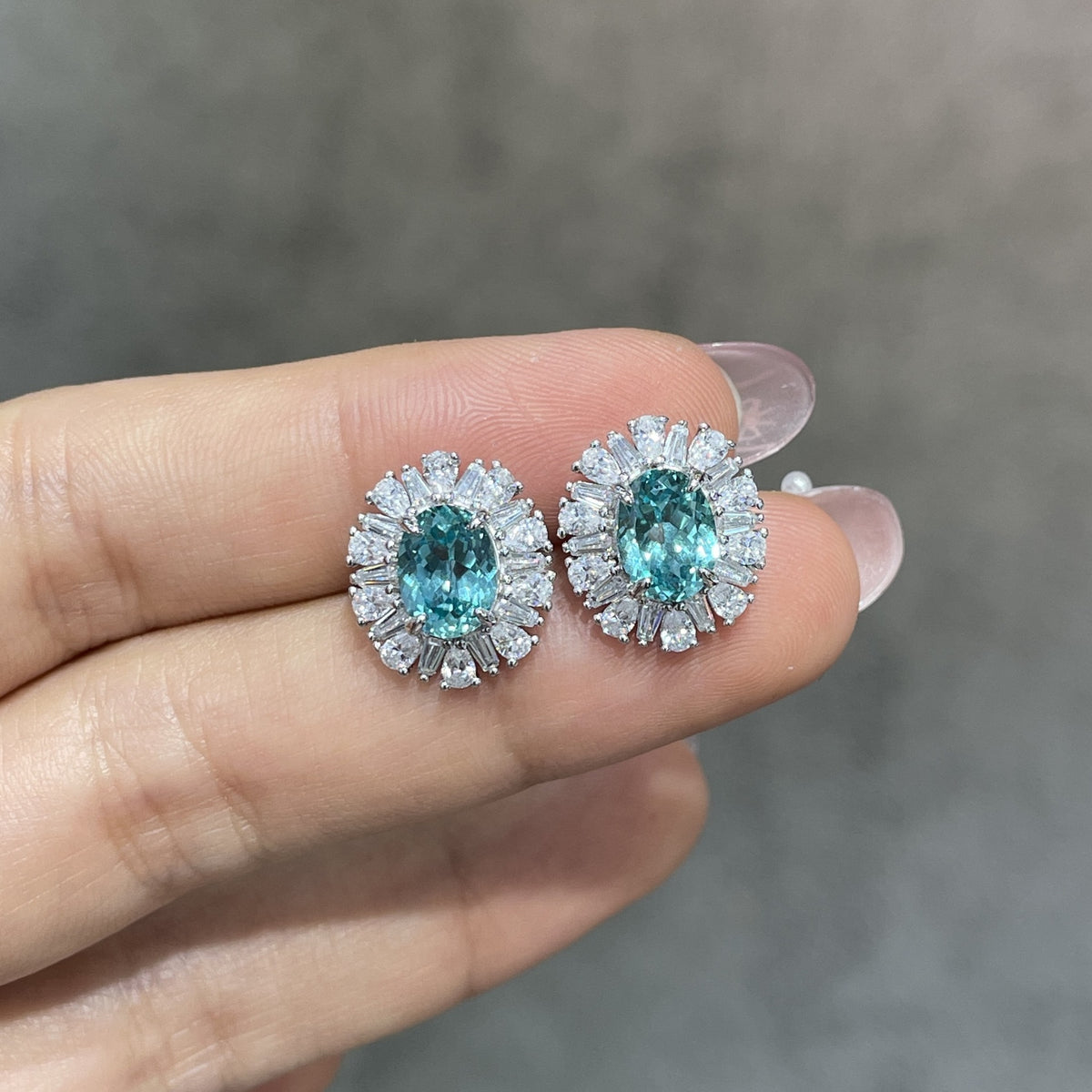 1.5 Carat Lab-Grown Paraiba Oval Halo Stud Earrings, detail view