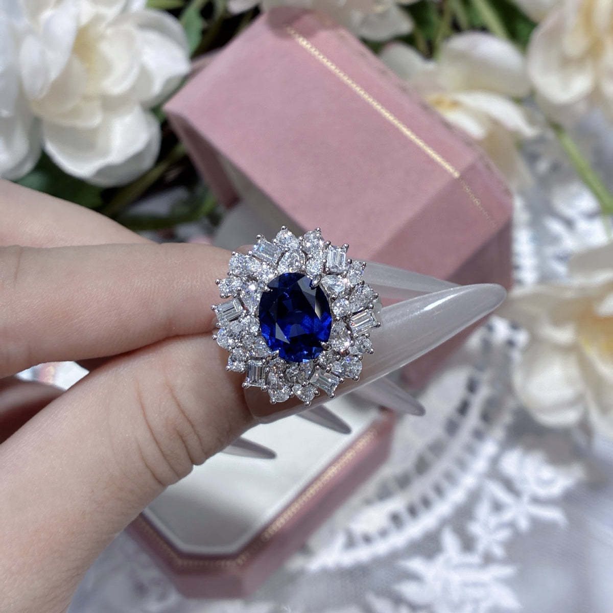 3 Carat Oval Lab-Grown Blue Sapphire Halo Ring 925 sterling silver, close-up product view