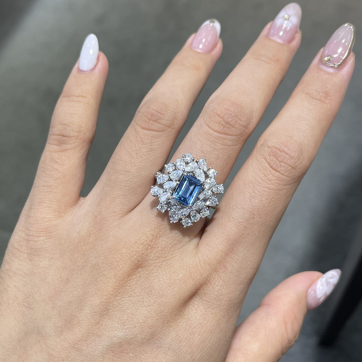2 Carat Lab-Grown Blue Spinel Halo Ring 925 sterling silver, close-up product view