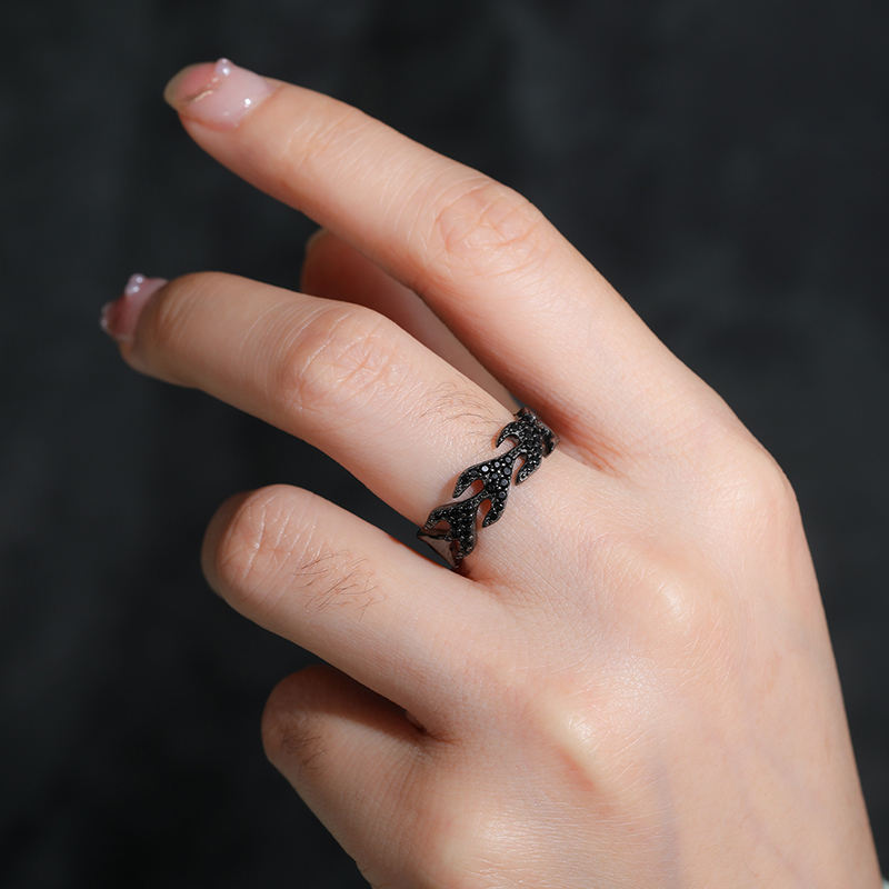 Black flame open ring on hand