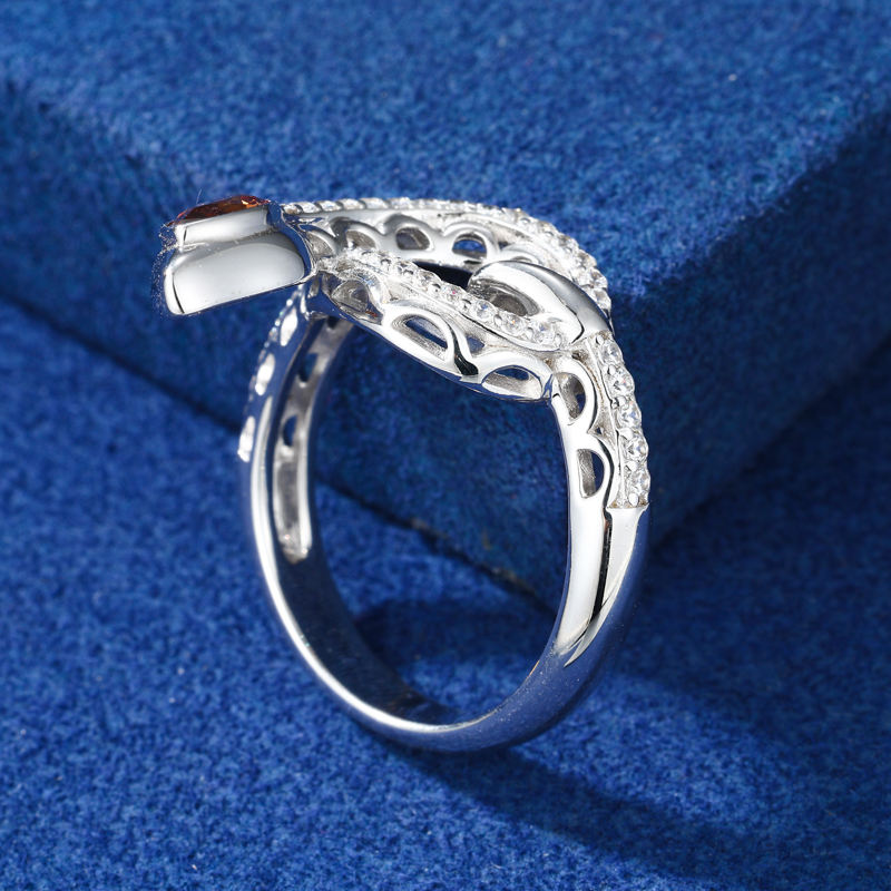 Snake moissanite ring profile