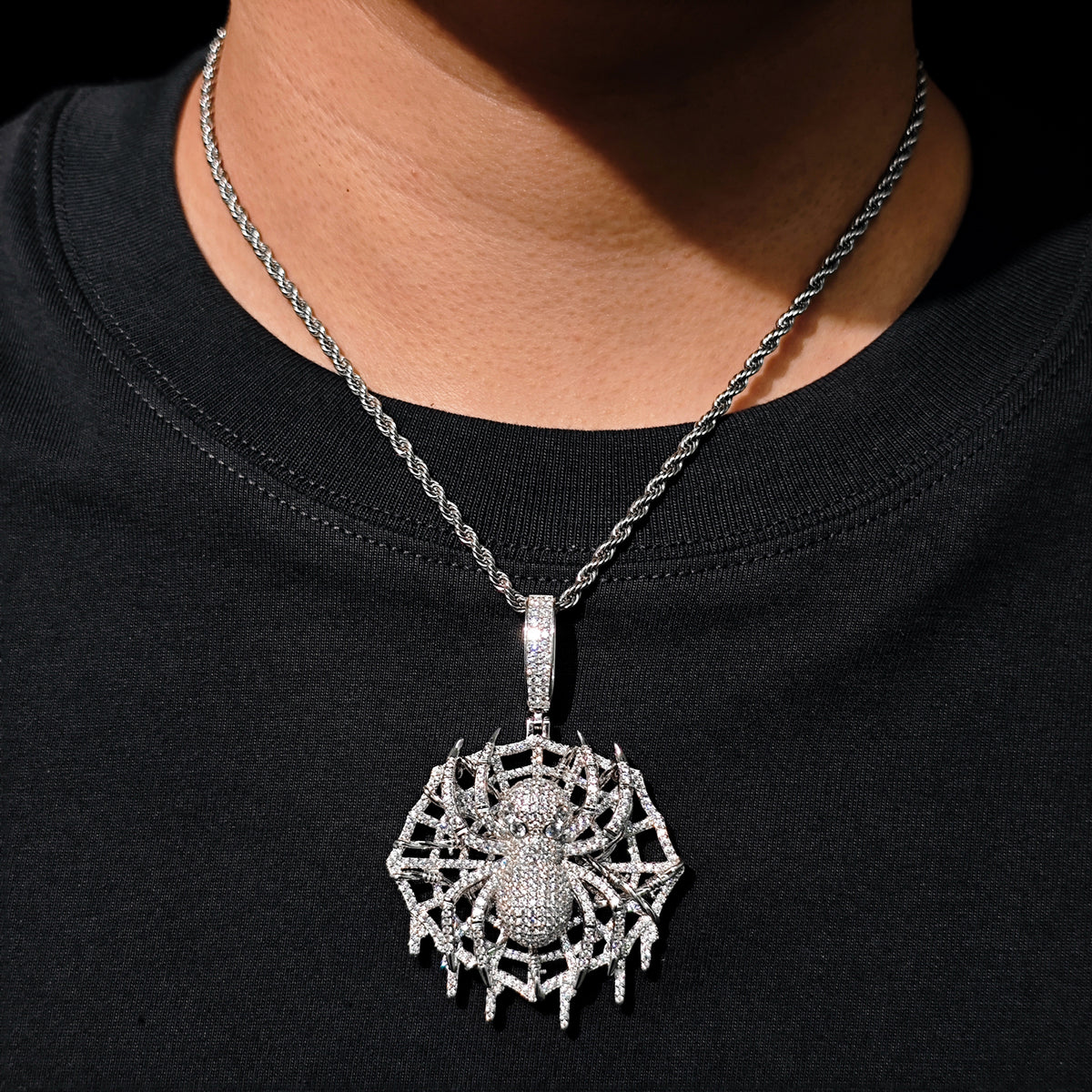Spider Web Moissanite Pendant view
